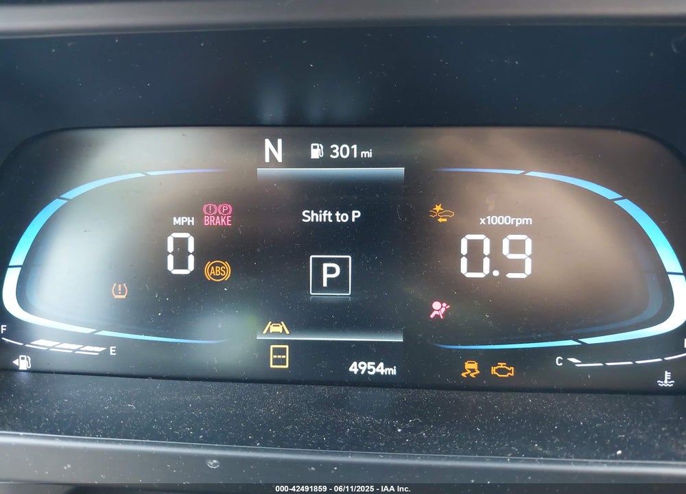 2025 HYUNDAI ELANTRA VIN: KMHLM4DGXSU962006