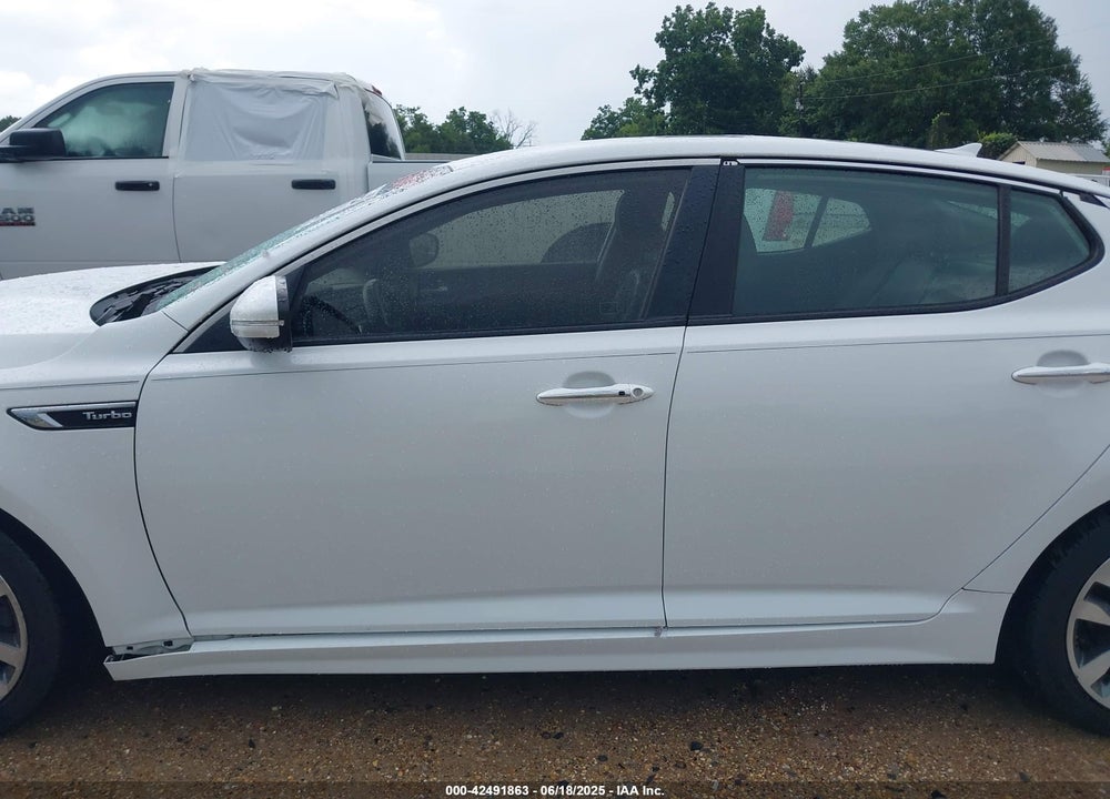 2015 KIA OPTIMA SX TURBO VIN: 5XXGR4A68FG453580
