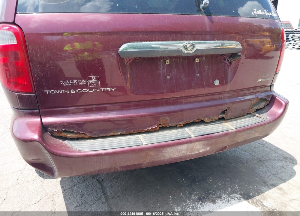 2002 CHRYSLER TOWN & COUNTRY LX VIN: 2C4GT44L82R544451