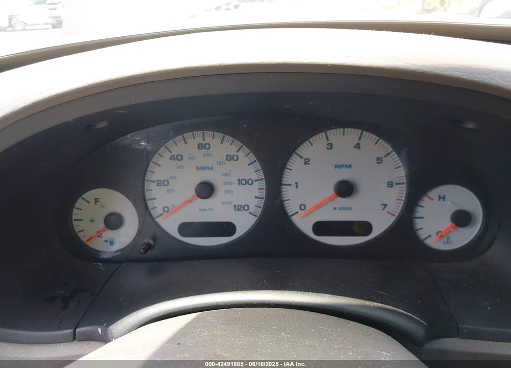2002 CHRYSLER TOWN & COUNTRY LX VIN: 2C4GT44L82R544451