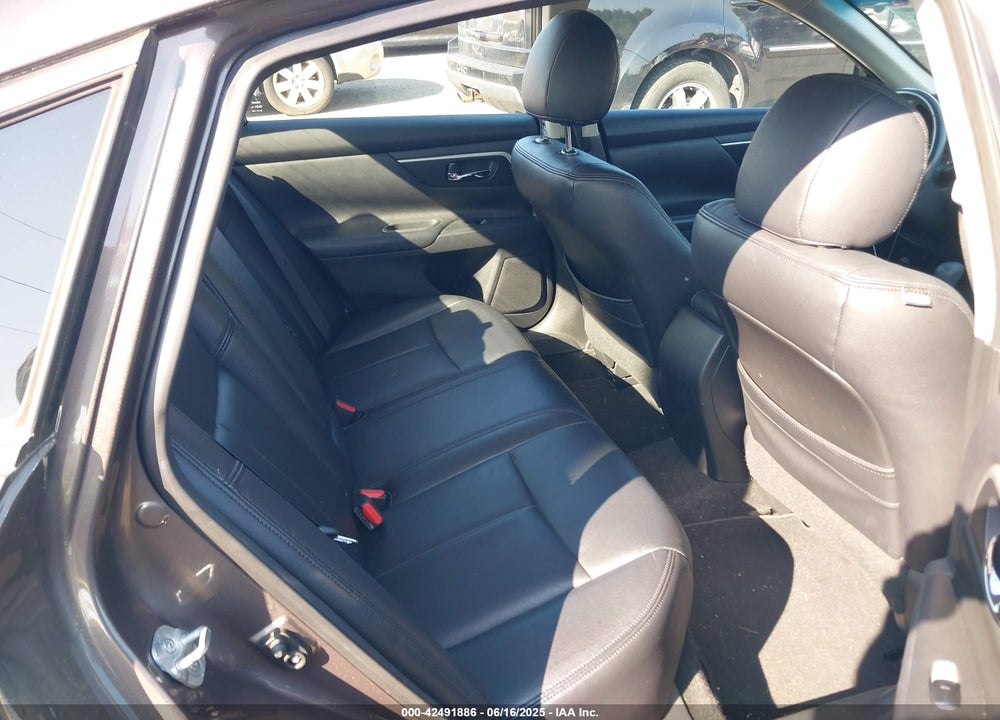 2017 NISSAN ALTIMA VIN: 1N4AL3AP6HC152731