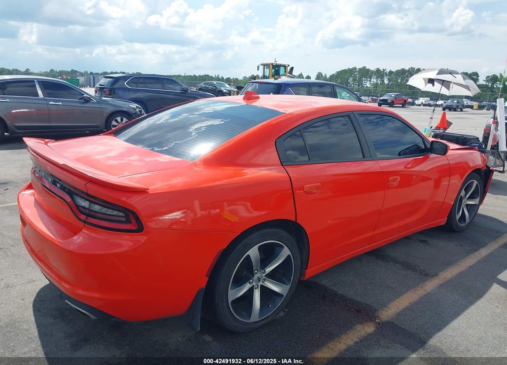 2017 DODGE CHARGER VIN: 2C3CDXHGXHH543752