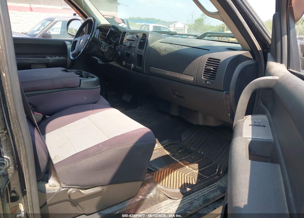 2009 CHEVROLET SILVERADO 2500HD LT VIN: 1GCHK53K79F117656