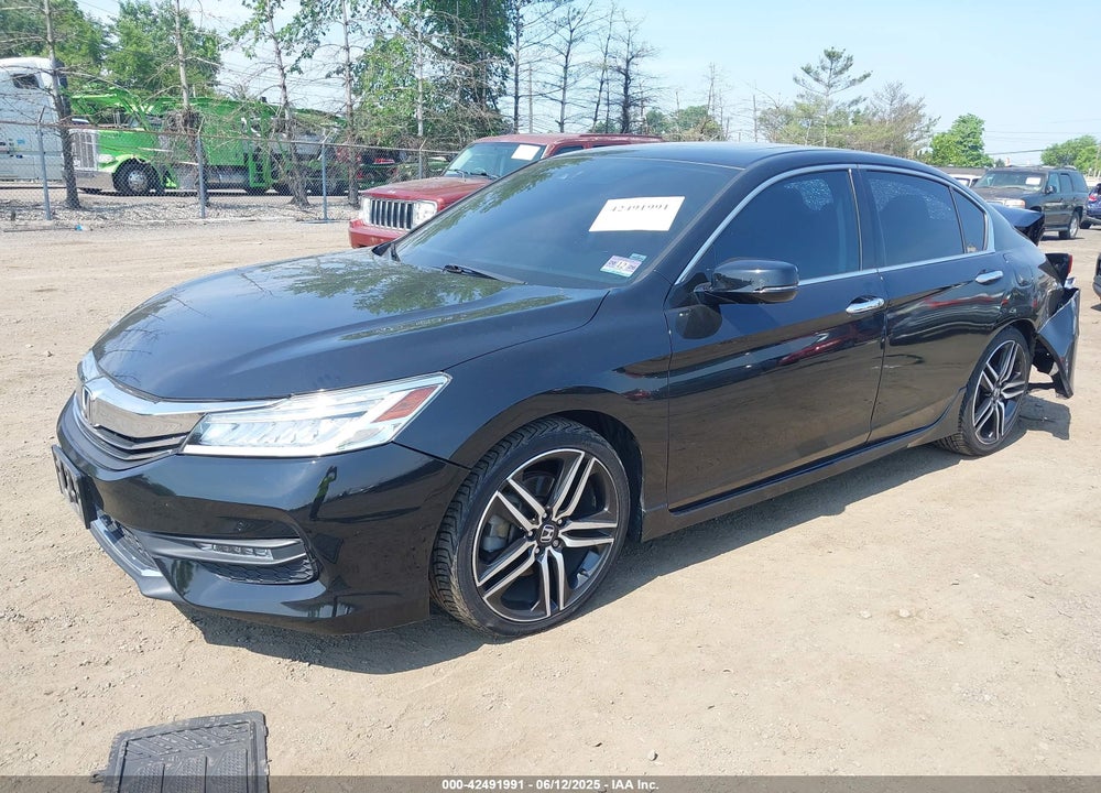 2016 HONDA ACCORD VIN: 1HGCR3F93GA013518