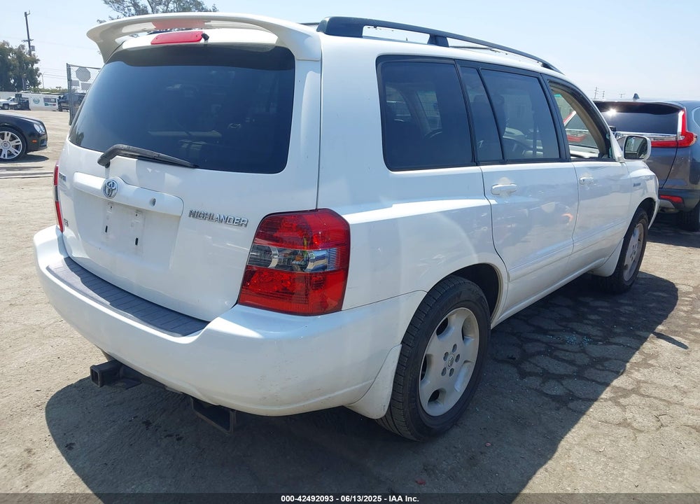 2005 TOYOTA HIGHLANDER LIMITED V6 VIN: JTEDP21A650056835