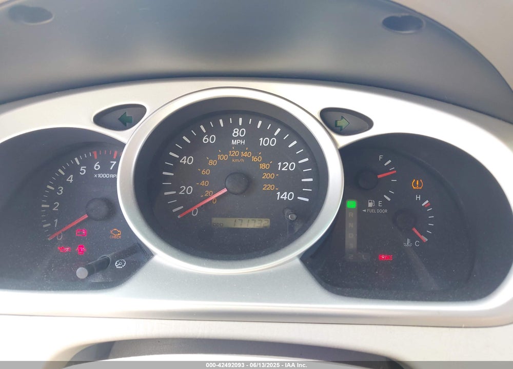 2005 TOYOTA HIGHLANDER LIMITED V6 VIN: JTEDP21A650056835