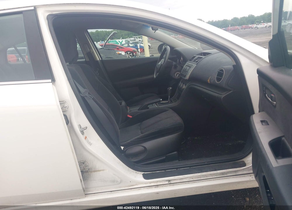 2010 MAZDA 6 I SPORT VIN: 1YVHZ8BH1A5M20598