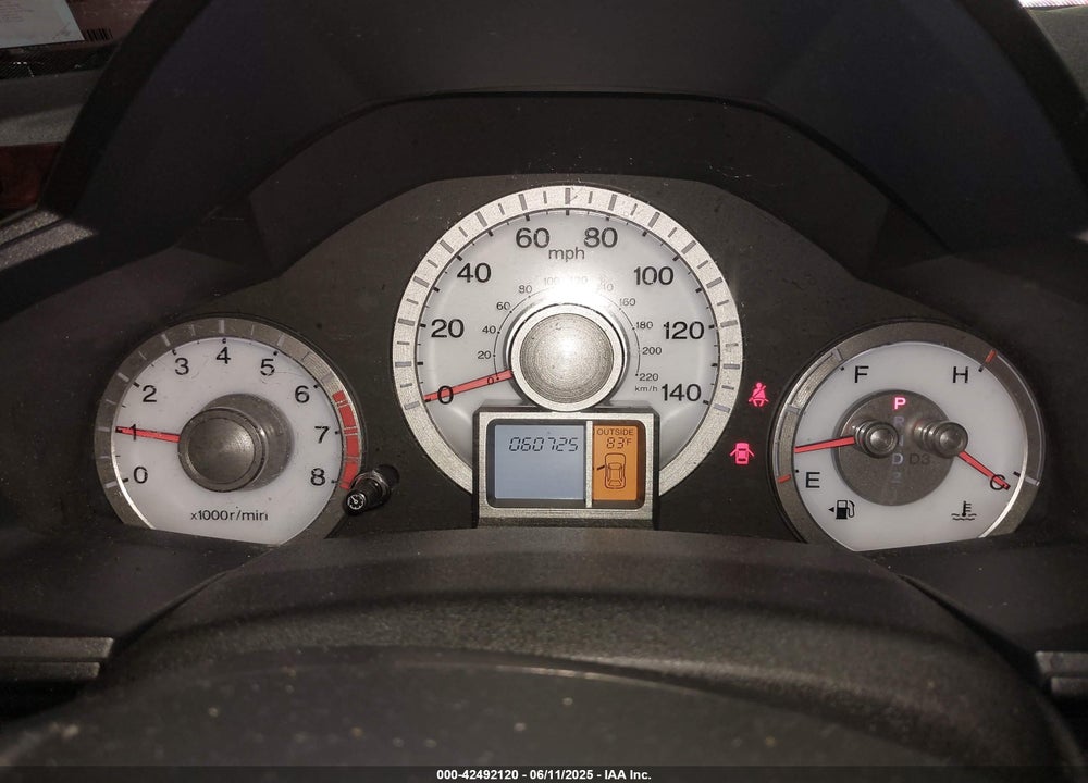 2011 HONDA PILOT VIN: 5FNYF4H5XBB010211