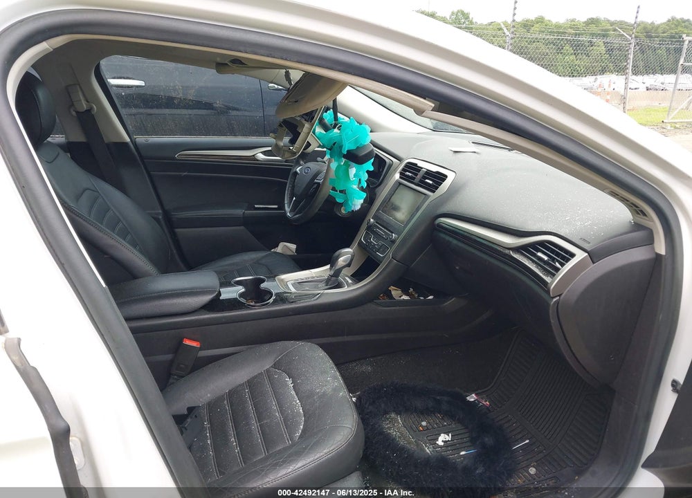 2016 FORD FUSION SE VIN: 3FA6P0HD4GR272791