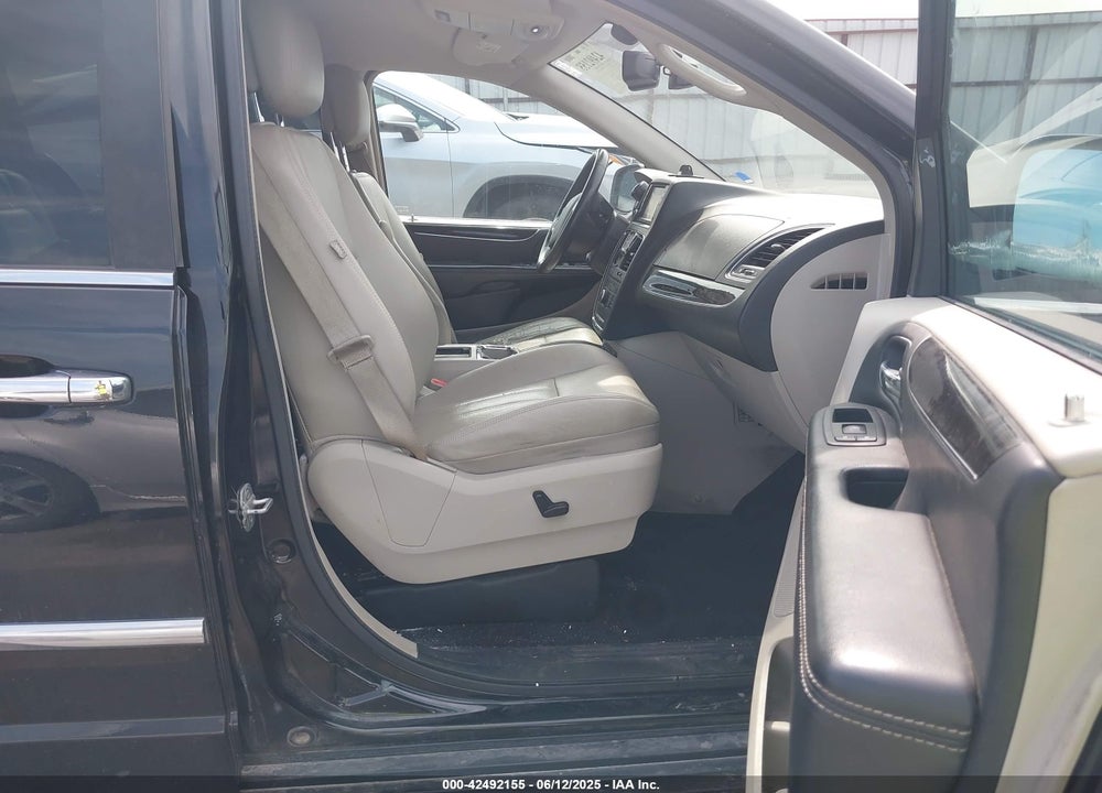 2012 CHRYSLER TOWN & COUNTRY TOURING-L VIN: 2C4RC1CGXCR229535