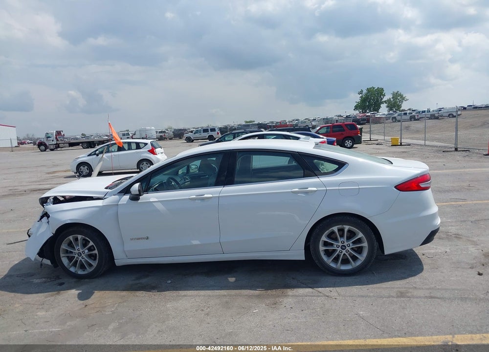 2019 FORD FUSION HYBRID VIN: 3FA6P0LU5KR226337