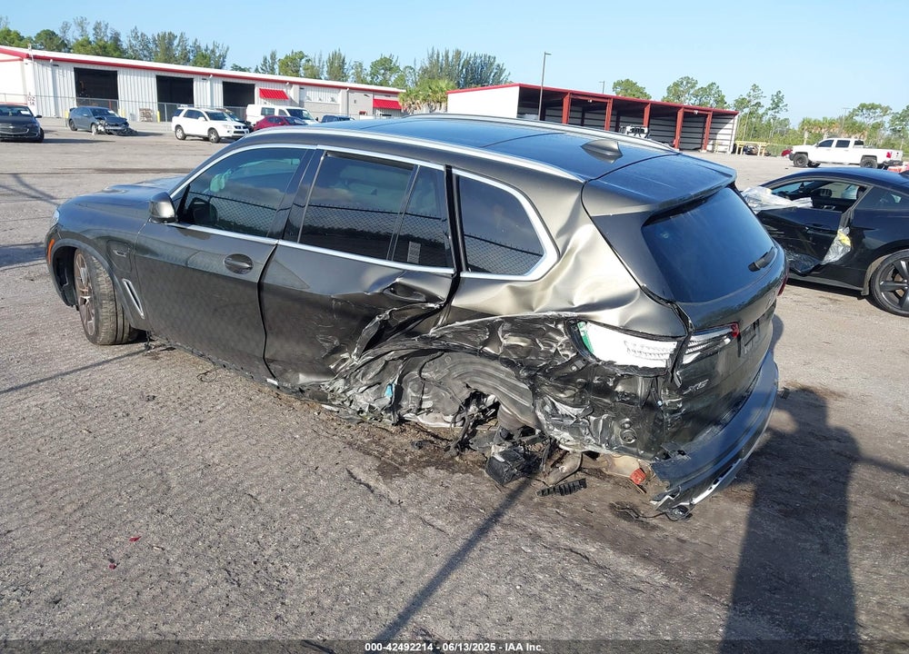 2022 BMW X5 PHEV VIN: 5UXTA6C01N9M51979