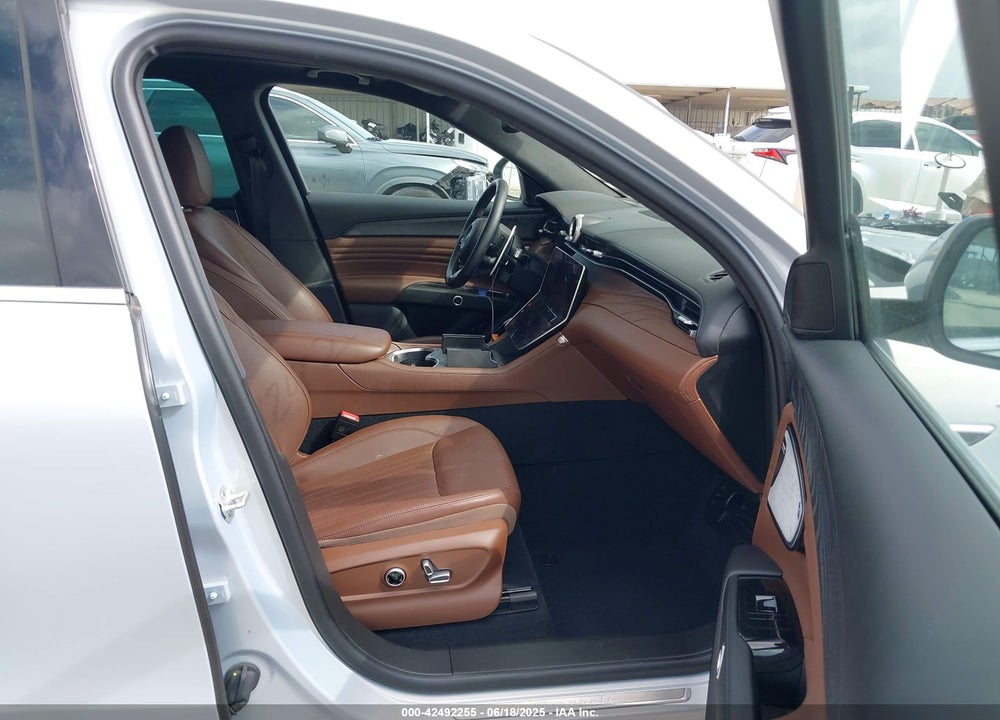 2024 MASERATI GRECALE VIN: ZN6PMDAA2R7447725