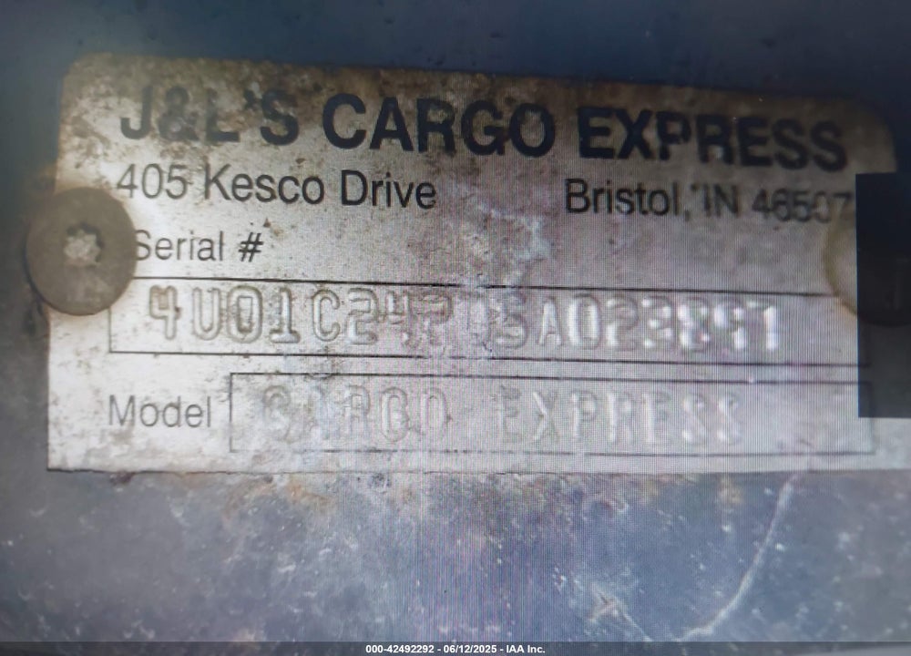 2005 CARGO UTILITY VIN: 4U01C24205A023897