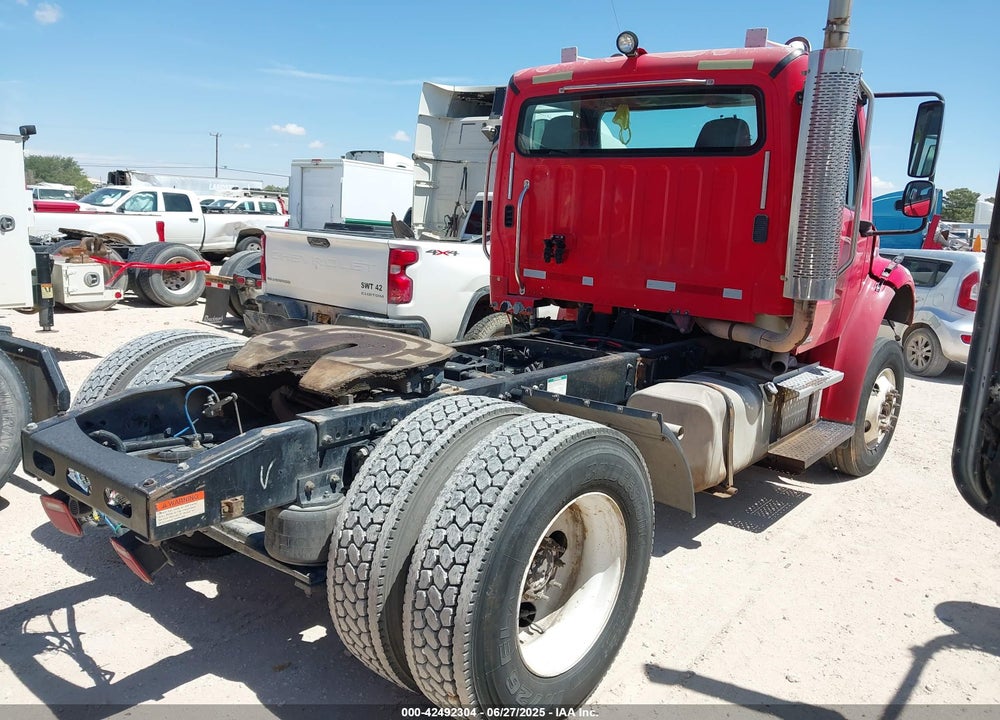 2006 FREIGHTLINER M2 106 MEDIUM DUTY VIN: 1FUBCYDJ66HV67124