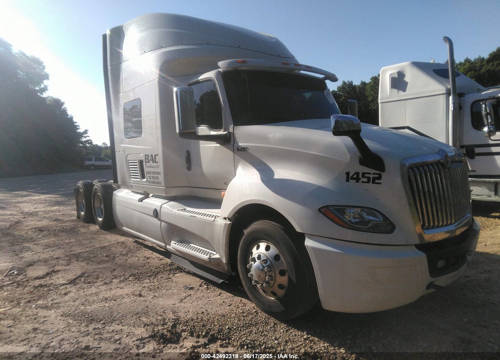 2019 INTERNATIONAL LT VIN: 3HSDZAPRXKN211452