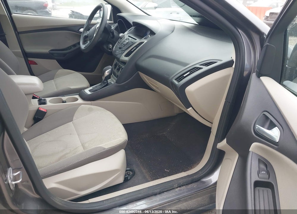 2014 FORD FOCUS VIN: 1FADP3F27EL237412