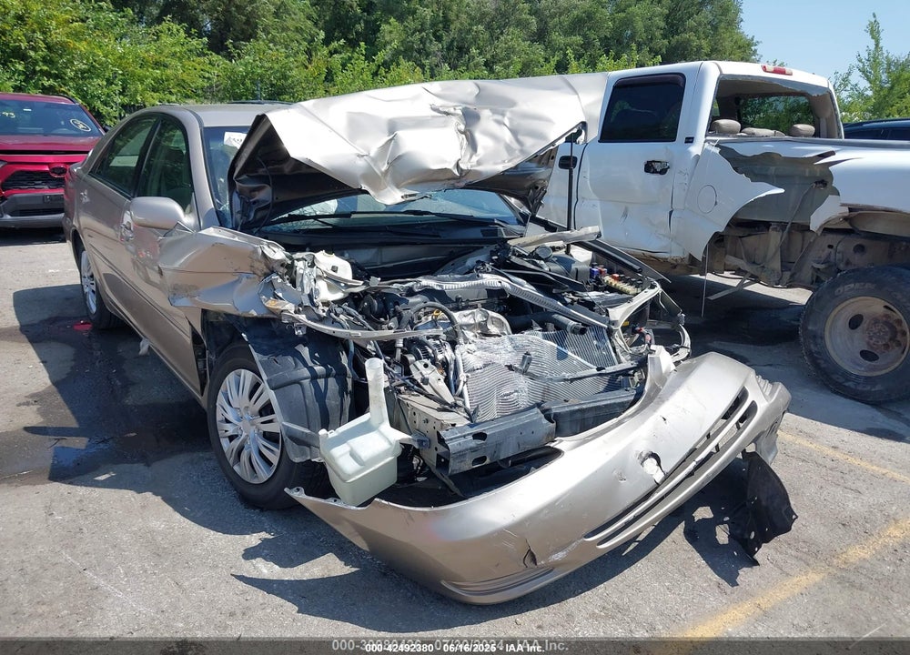 2002 TOYOTA CAMRY LE VIN: 4T1BE32K62U049169