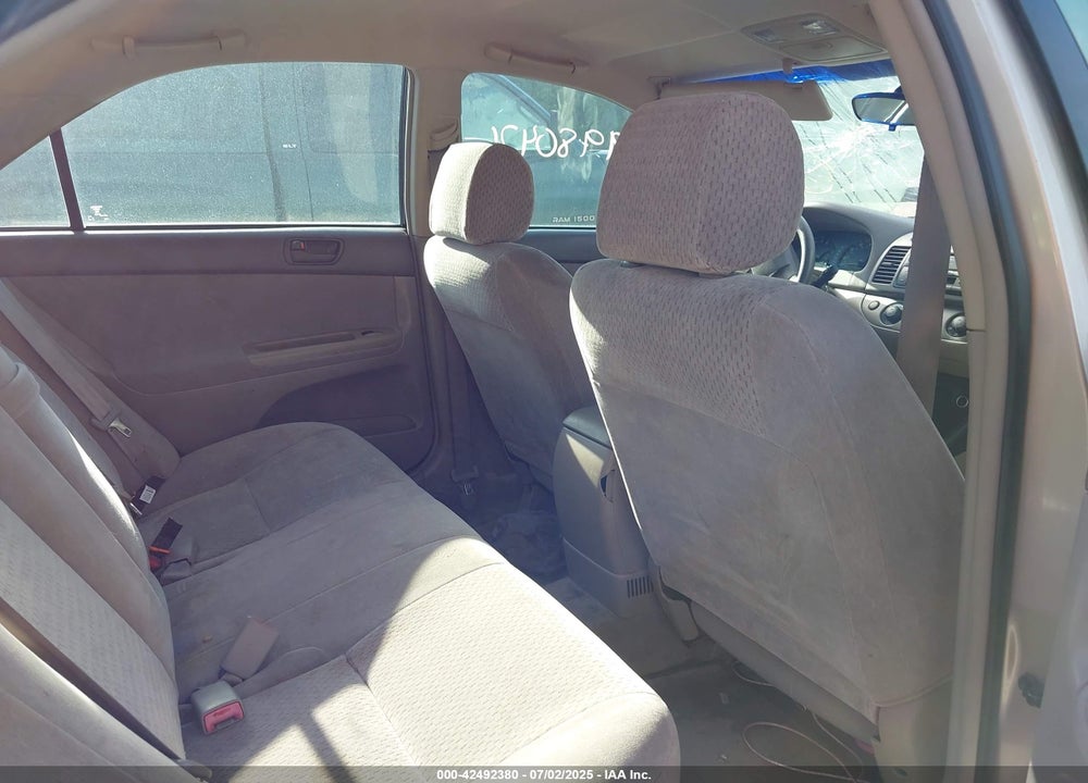 2002 TOYOTA CAMRY LE VIN: 4T1BE32K62U049169