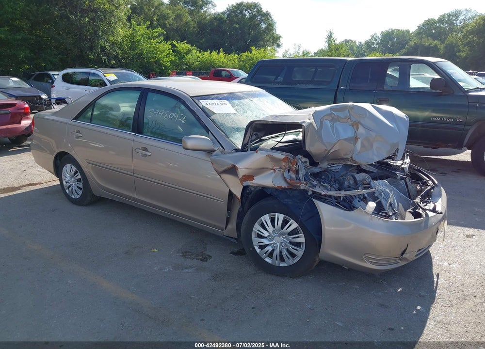 2002 TOYOTA CAMRY LE VIN: 4T1BE32K62U049169