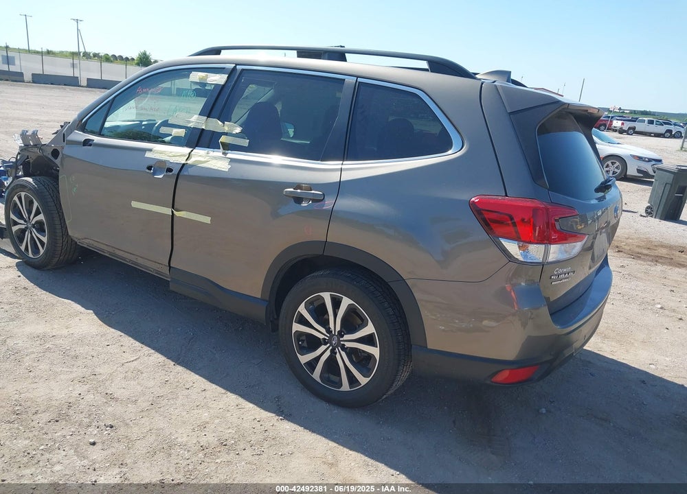 2020 SUBARU FORESTER VIN: JF2SKAUC5LH516116