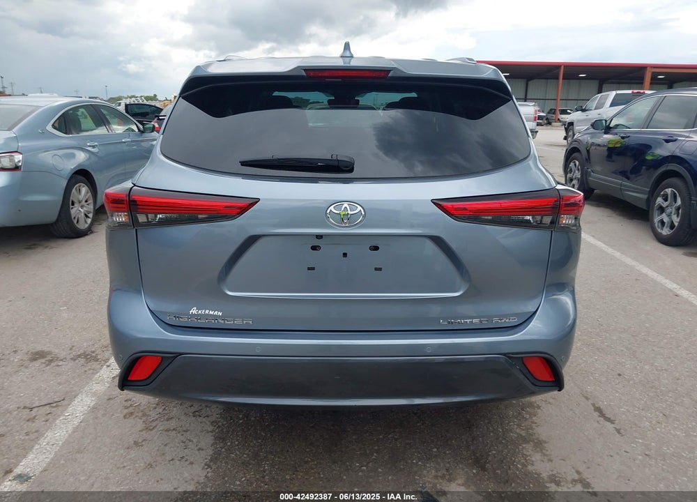 2020 TOYOTA HIGHLANDER VIN: 5TDDZRBH8LS022294