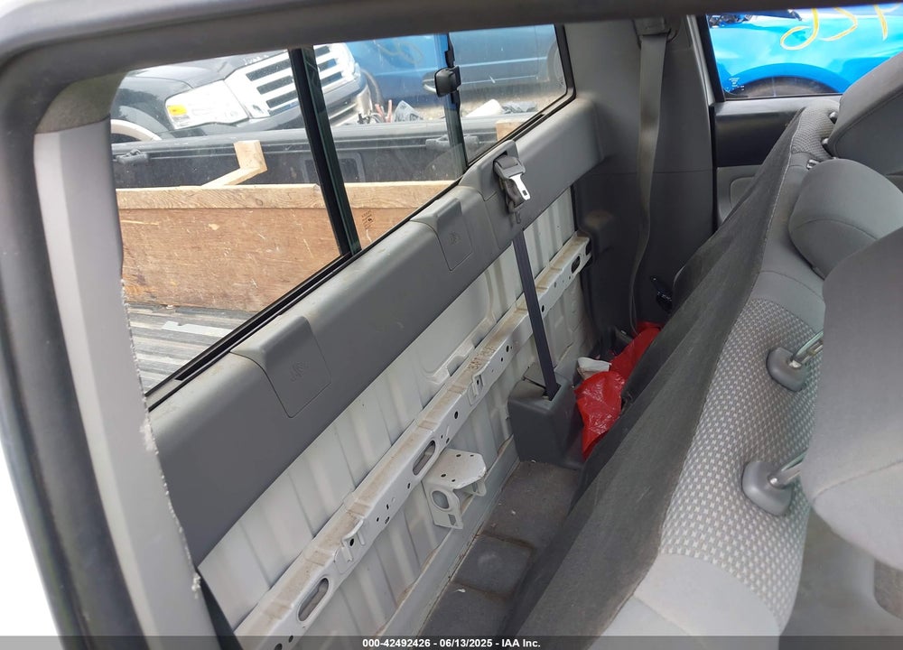 2009 TOYOTA TACOMA VIN: 5TENX22N09Z653480