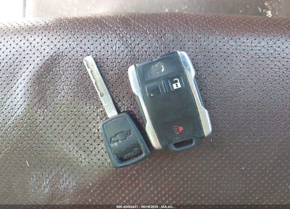 2014 CHEVROLET SILVERADO 1500 VIN: 3GCUKTEJ3EG302402