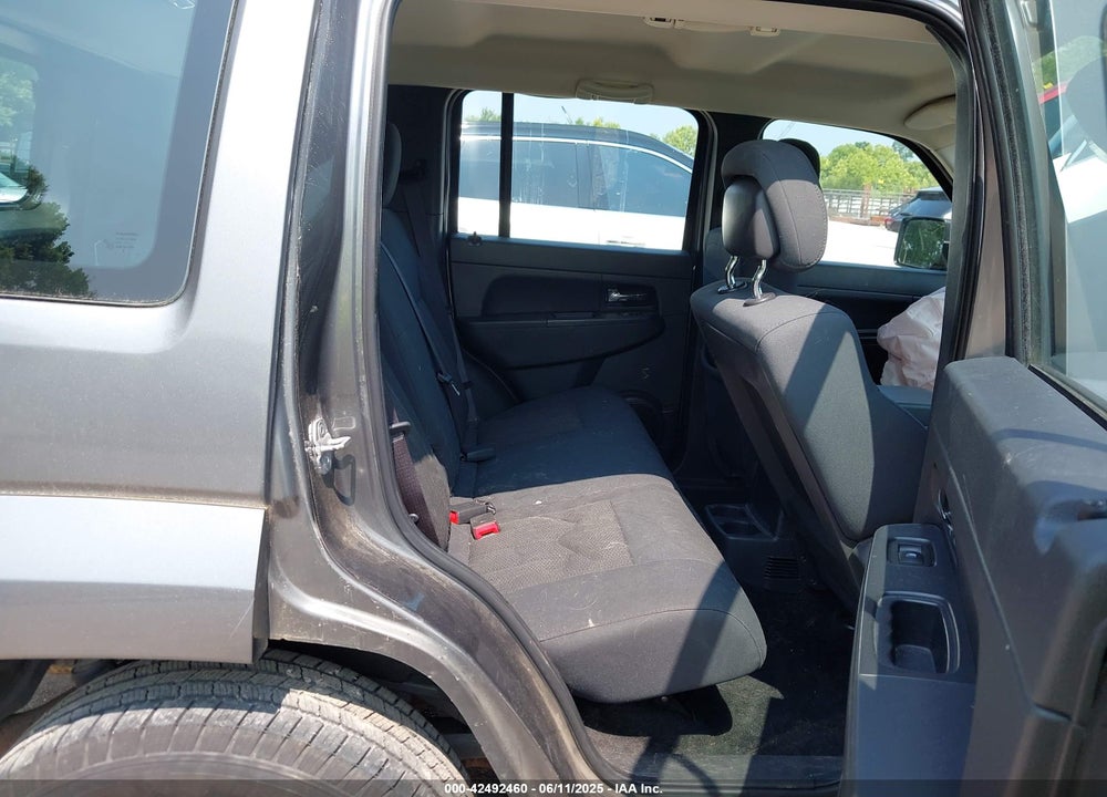 2012 JEEP LIBERTY VIN: 1C4PJLAK2CW174747