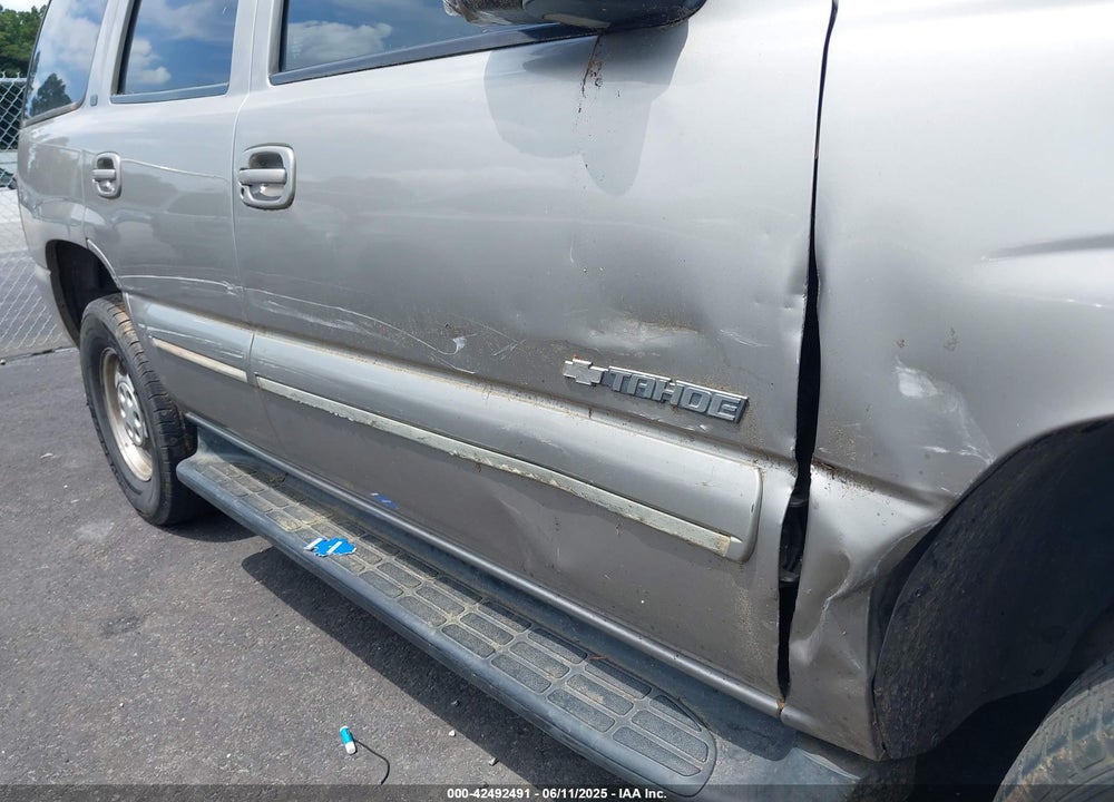 2003 CHEVROLET TAHOE VIN: 1GNEC13Z33R250658