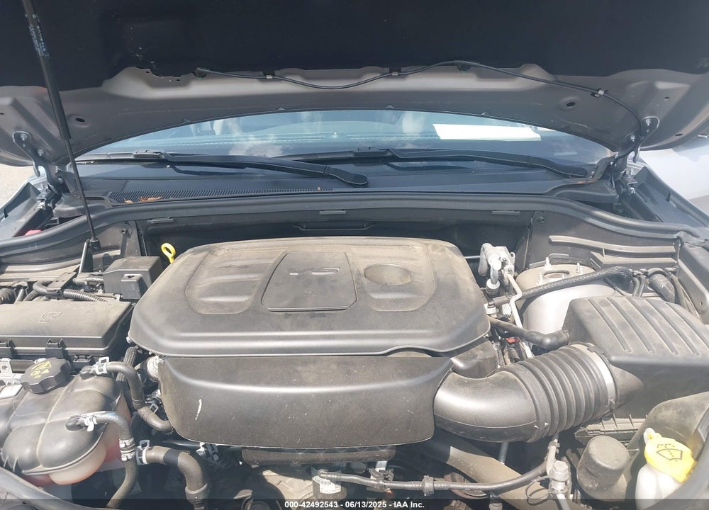 2020 JEEP GRAND CHEROKEE VIN: 1C4RJFBG3LC233195