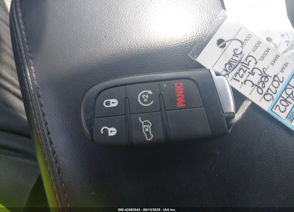 2020 JEEP GRAND CHEROKEE VIN: 1C4RJFBG3LC233195