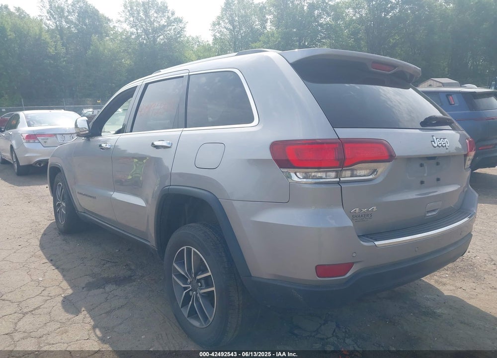 2020 JEEP GRAND CHEROKEE VIN: 1C4RJFBG3LC233195