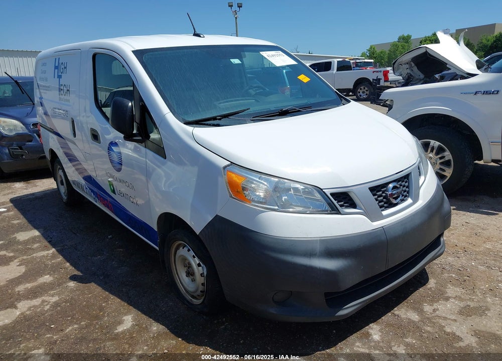 2015 NISSAN NV200 SV VIN: 3N6CM0KN2FK704449