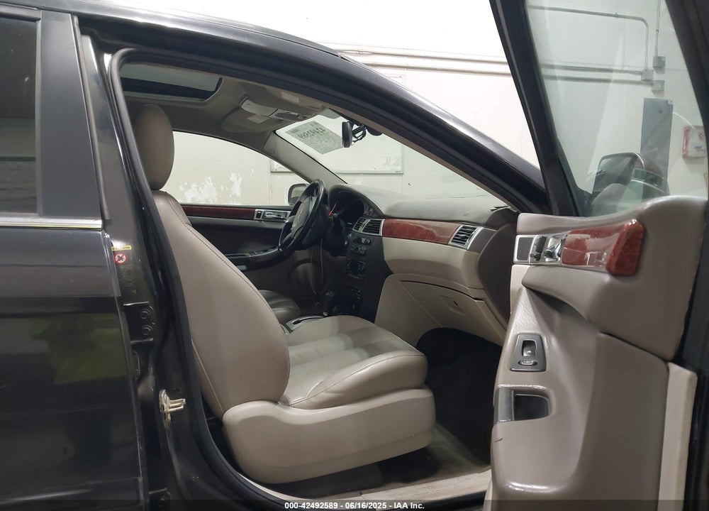2005 CHRYSLER PACIFICA TOURING VIN: 2C8GF684X5R648271