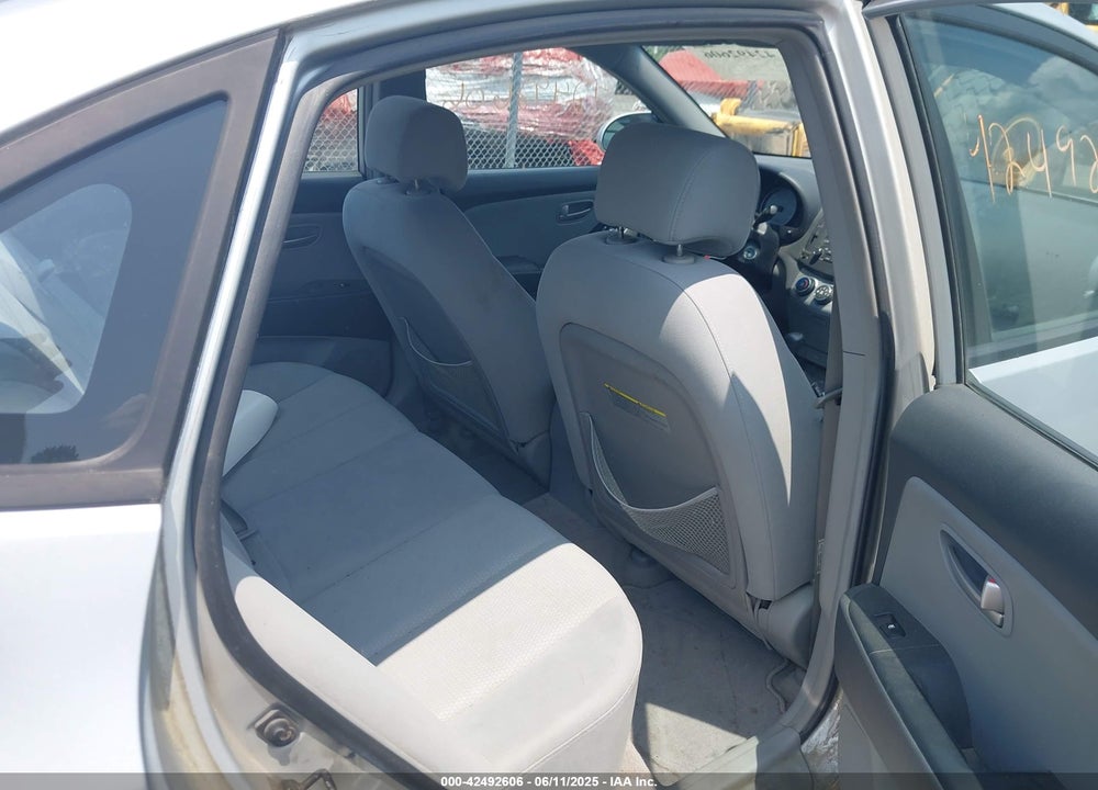 2007 HYUNDAI ELANTRA GLS/LIMITED/SE VIN: KMHDU46D47U127646