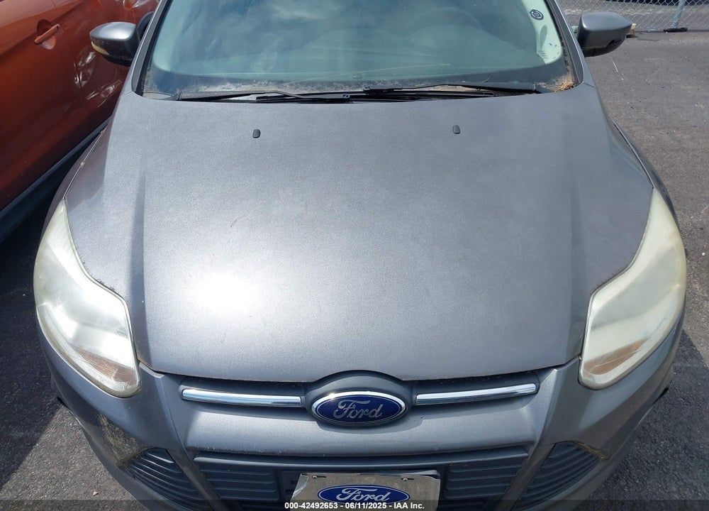 2014 FORD FOCUS VIN: 1FADP3F27EL371675