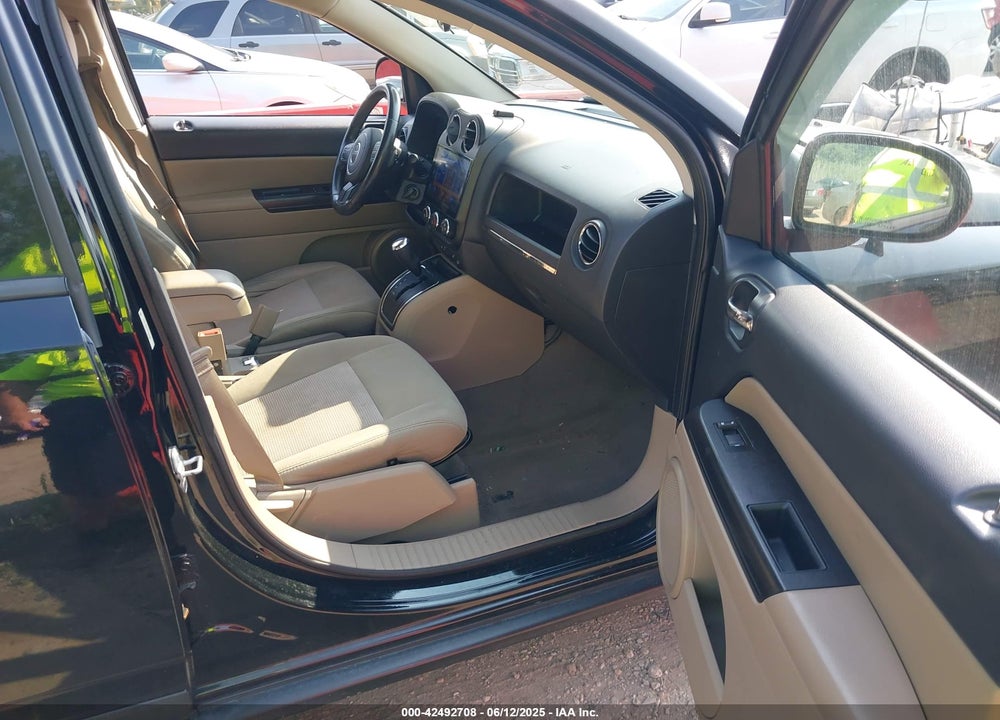 2012 JEEP COMPASS VIN: 1C4NJDEB3CD501899