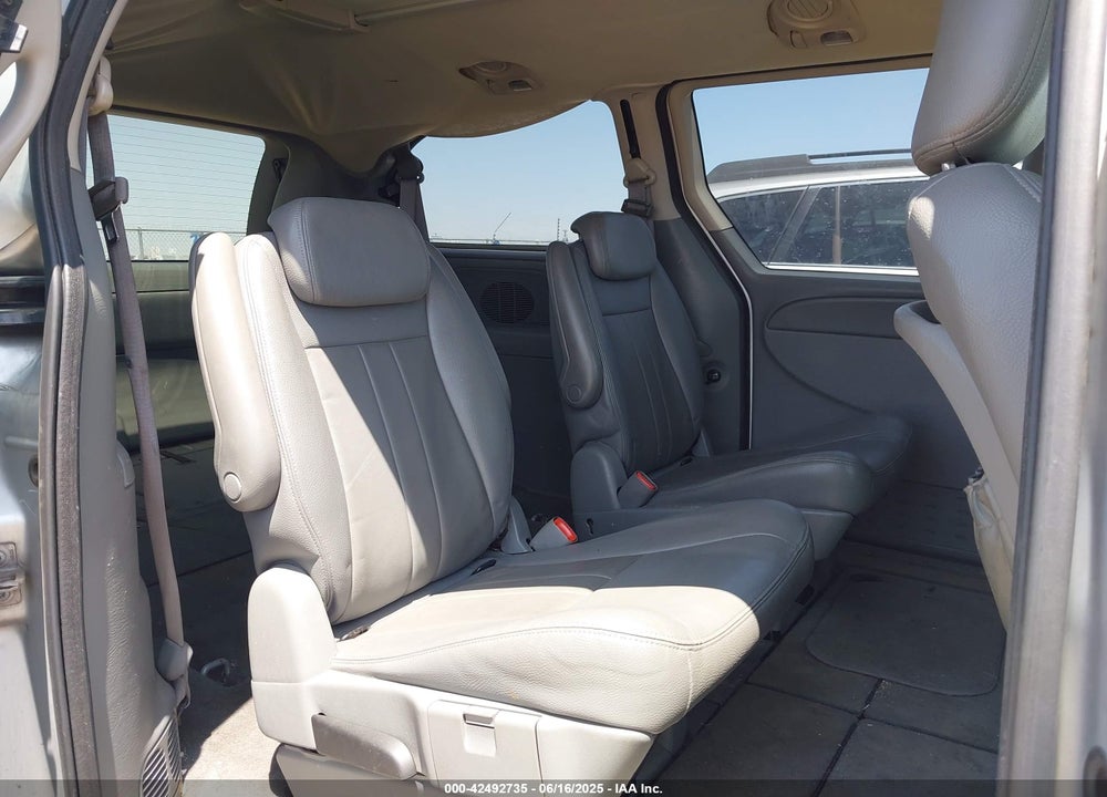 2007 CHRYSLER TOWN & COUNTRY TOURING VIN: 2A8GP54L27R358317