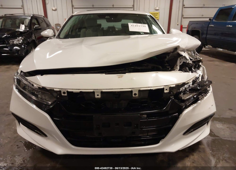 2018 HONDA ACCORD VIN: 1HGCV1F51JA188533