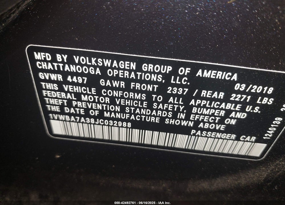 2018 VOLKSWAGEN PASSAT VIN: 1VWBA7A38JC032988