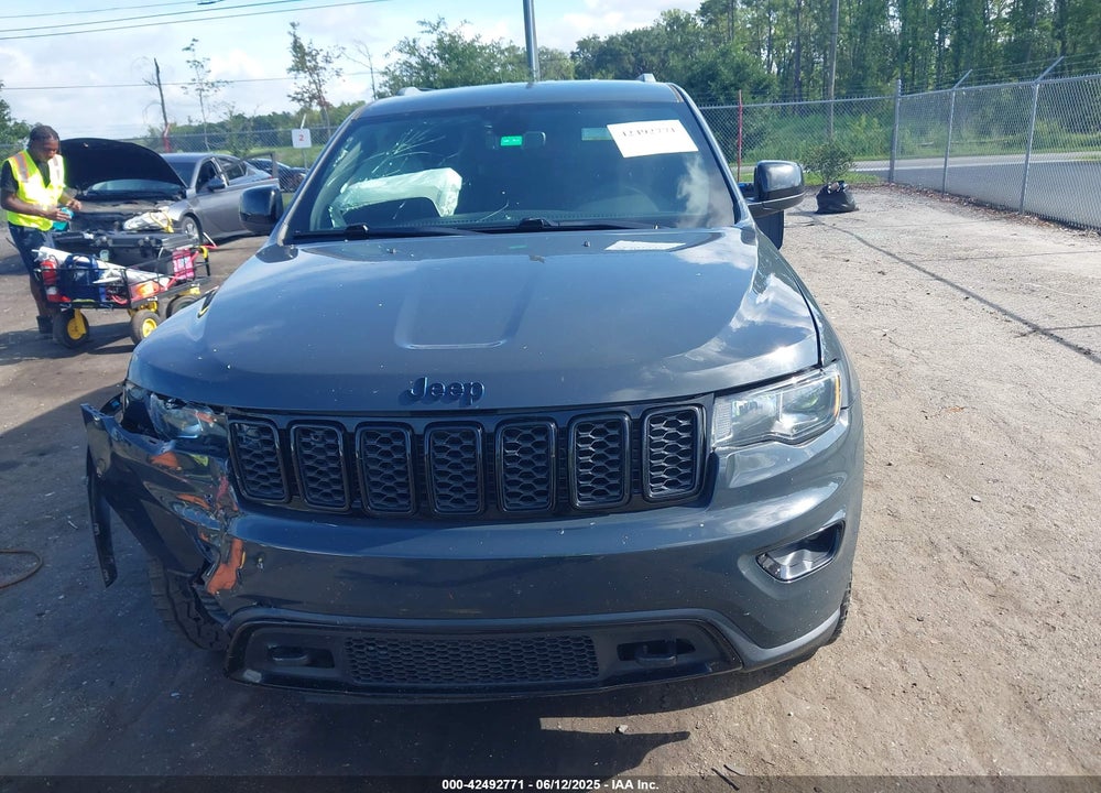 2018 JEEP GRAND CHEROKEE VIN: 1C4RJFAG7JC394051