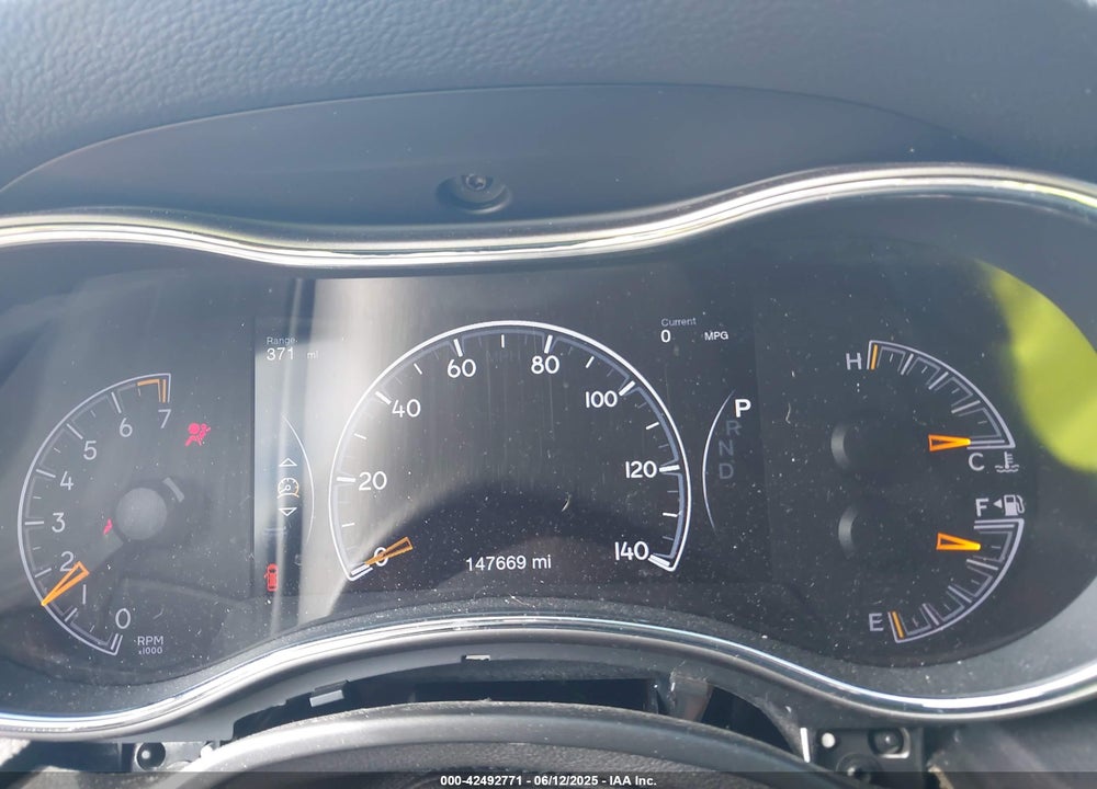 2018 JEEP GRAND CHEROKEE VIN: 1C4RJFAG7JC394051