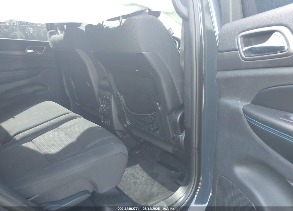 2018 JEEP GRAND CHEROKEE VIN: 1C4RJFAG7JC394051