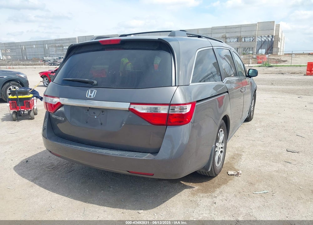 2013 HONDA ODYSSEY VIN: 5FNRL5H65DB087454