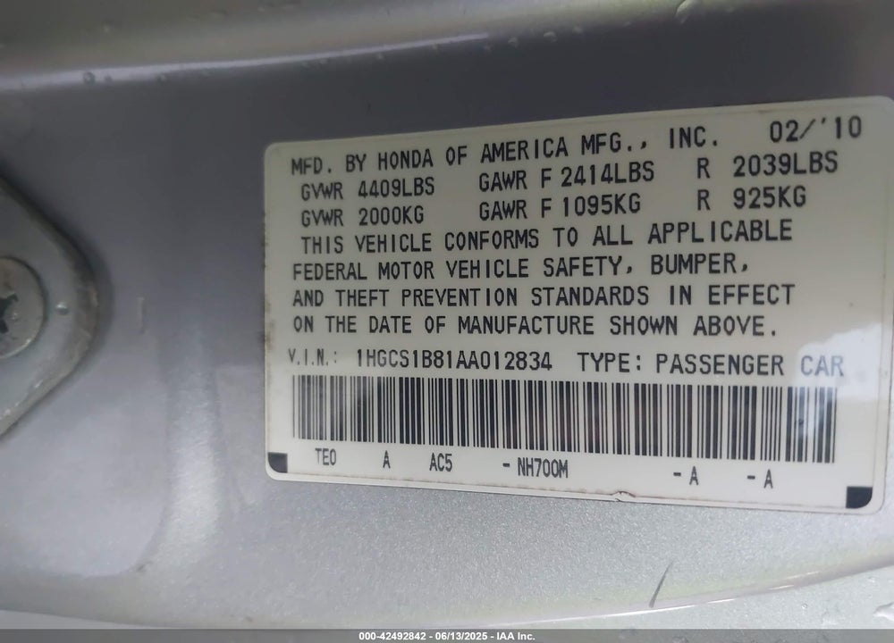 2010 HONDA ACCORD VIN: 1HGCS1B81AA012834