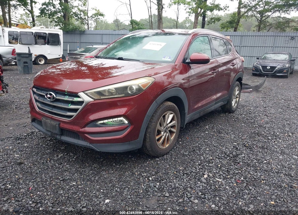 2016 HYUNDAI TUCSON VIN: KM8J33A43GU028145