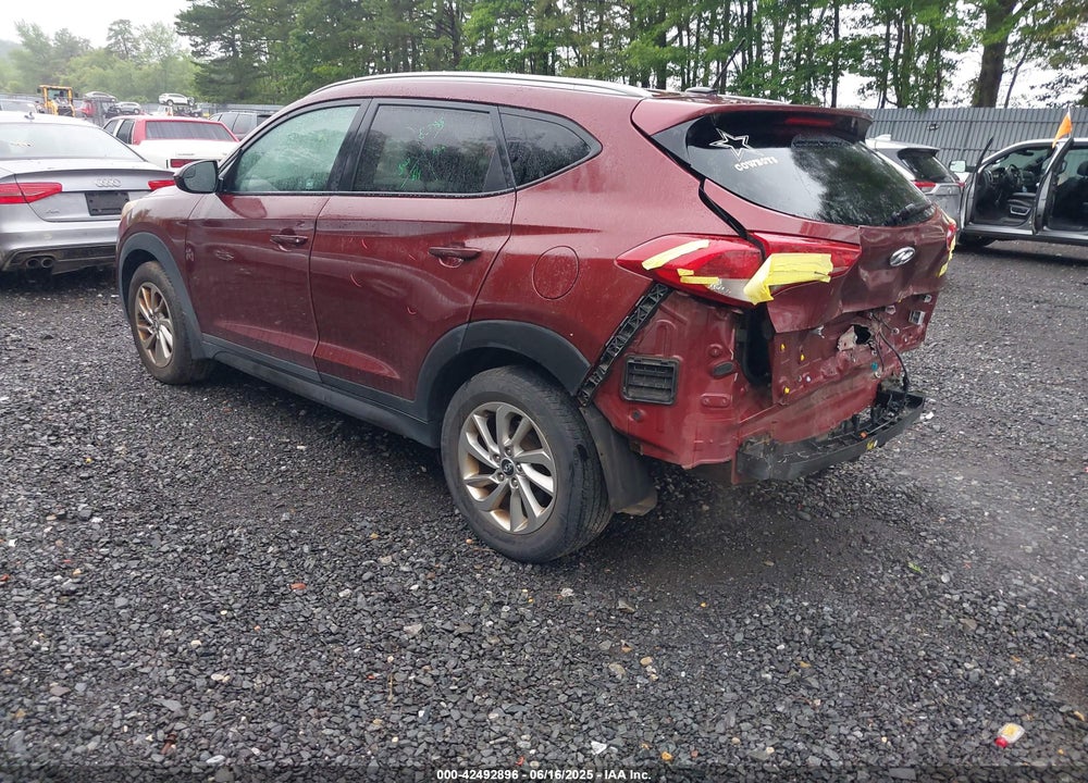 2016 HYUNDAI TUCSON VIN: KM8J33A43GU028145