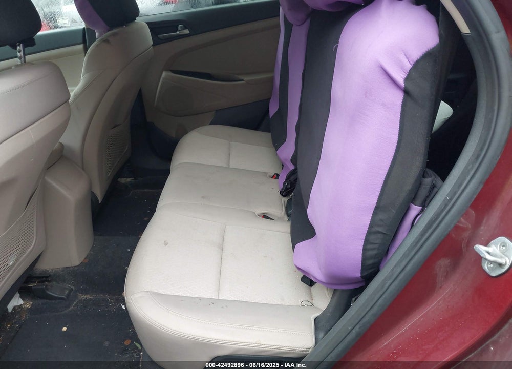 2016 HYUNDAI TUCSON VIN: KM8J33A43GU028145