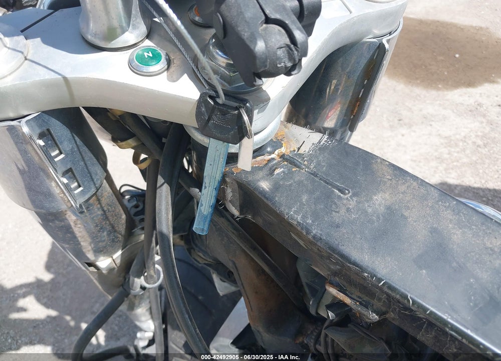 1999 HONDA VT750 CD2 VIN: JH2RC4462XM100258